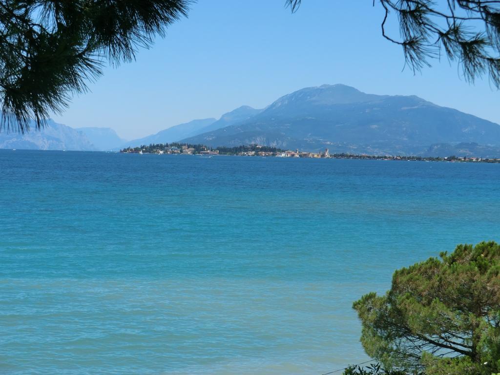 Doctor House Desenzano Daire Desenzano del Garda Dış mekan fotoğraf